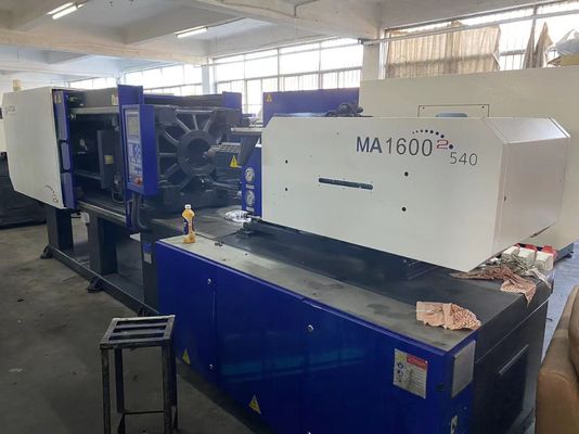 2. Servo Motorlu PP Streç Şişirme Makinesi 160Ton Enjeksiyon Makinesi